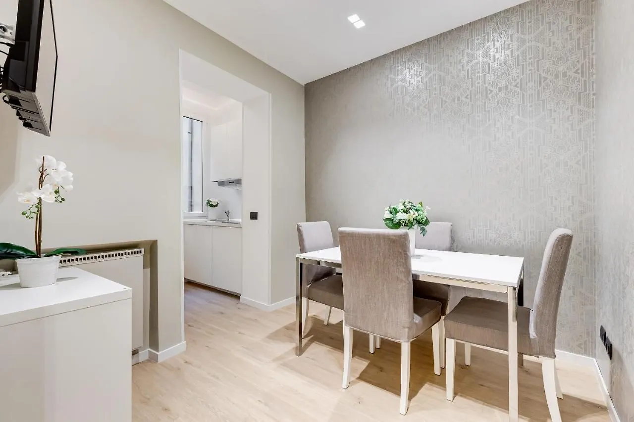 Charming Studio - Spanish Steps Apartment Rome